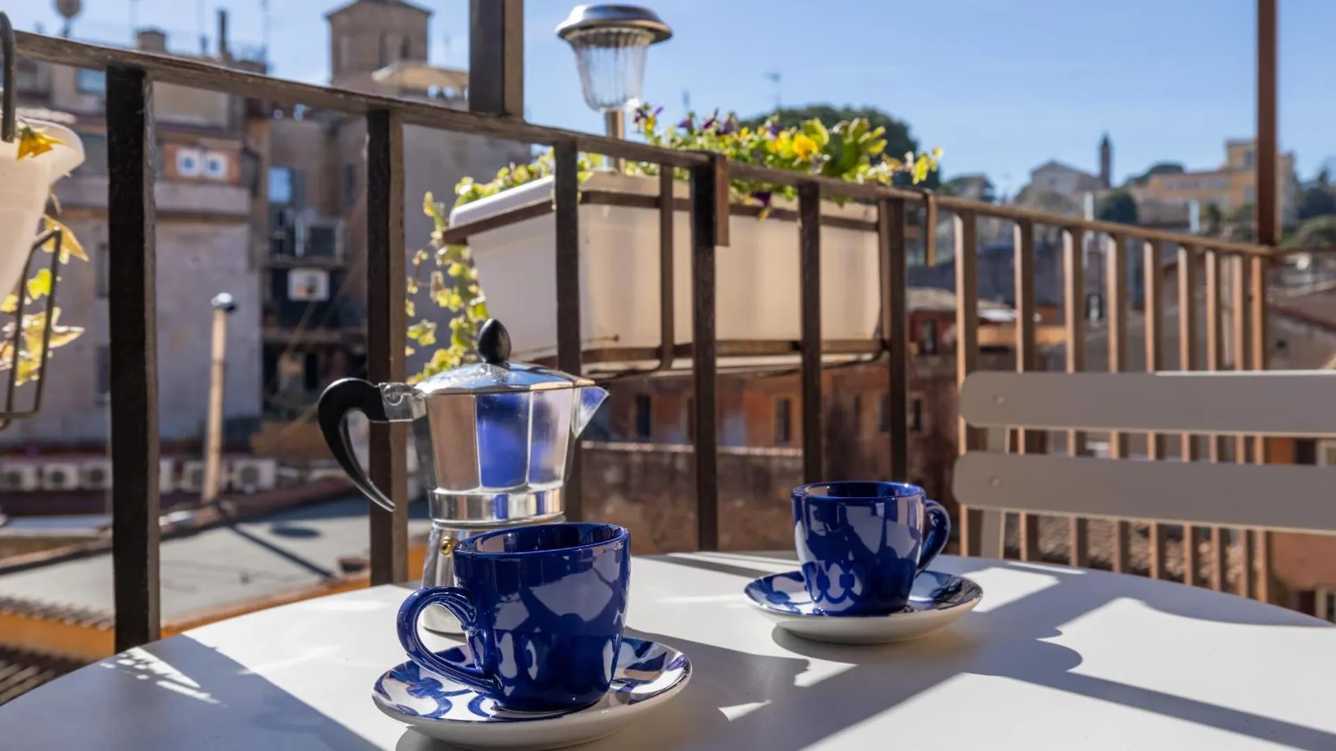 Maison Blu - In Trastevere Rome Apartment