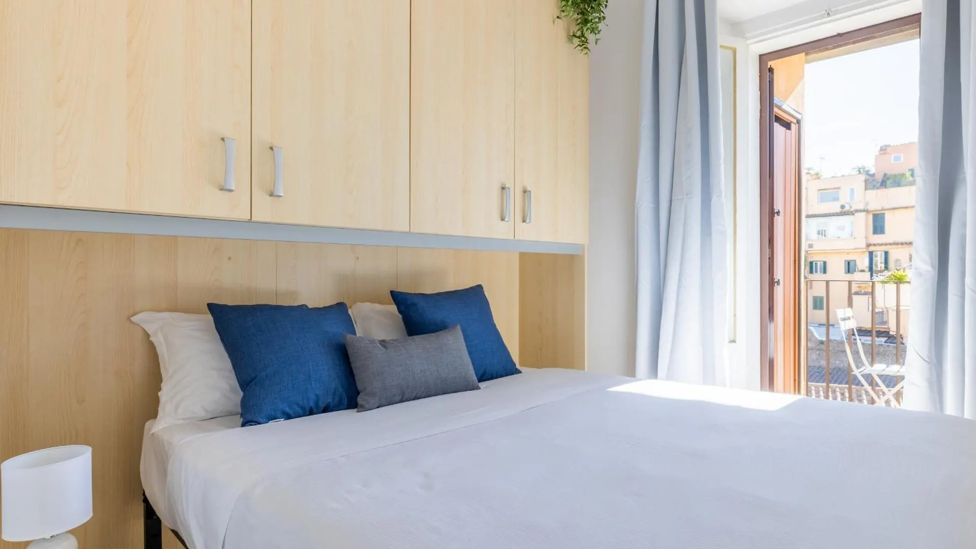 Maison Blu - In Trastevere Rome